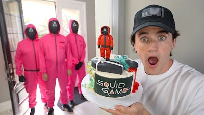 If you see this Squid Game Cake, Do NOT eat it, Throw it away FAST!! (They made us play the GAME)