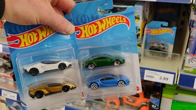 Aldi, Lidl, Action 🤯 Hunting for Diecast in Europe‼️ Hot Wheels, Matchbox, Welly Cars ☑️