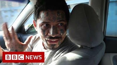 El Salvadors gangs - BBC News